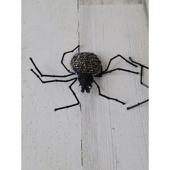 Unique beaded spider set Halloween prop Decor creepy scary - Picture 2 of 8